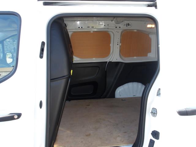 2022 Peugeot Partner 1000 1.5 Bluehdi 100 Professional Premium Van (NU22YLB) Image 20