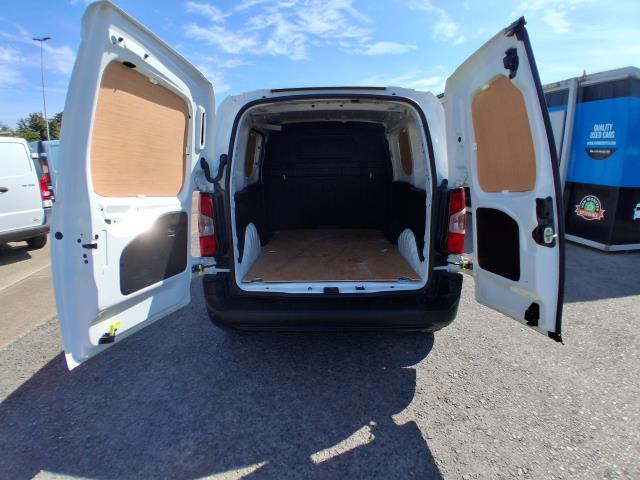 2022 Peugeot Partner 1000 1.5 Bluehdi 100 Professional Premium Van (NU22YLK) Image 17