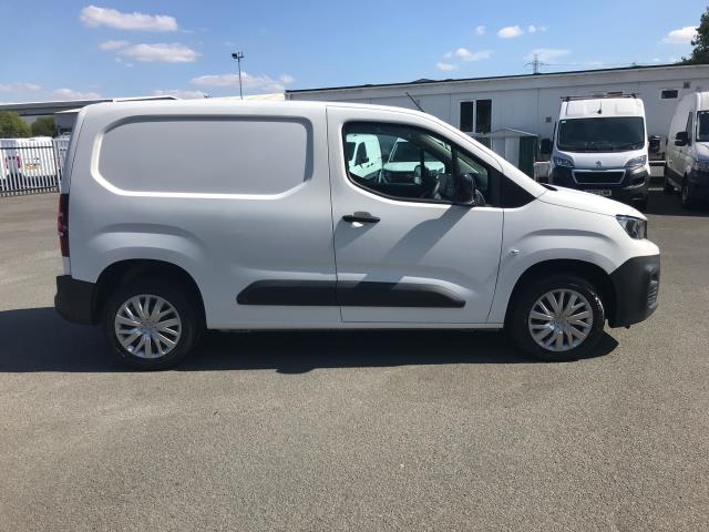 2022 Peugeot Partner 1000 1.5 Bluehdi 100 Professional Premium Van (NU22YLN) Image 12