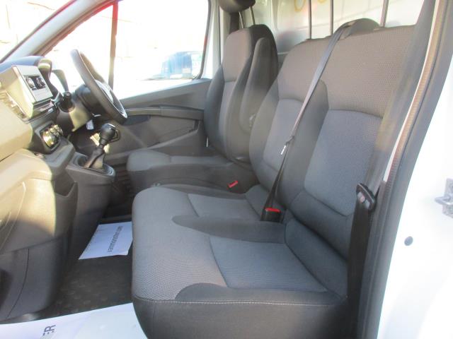 2022 Renault Trafic Ll30 Blue Dci 130 Business Van (NU22ZFC) Image 27