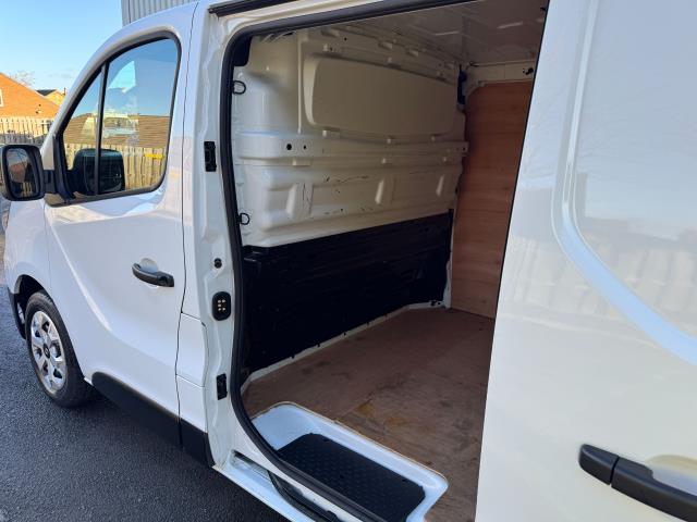 2022 Renault Trafic Ll30 Blue Dci 130 Business Van (NU22ZFD) Image 45