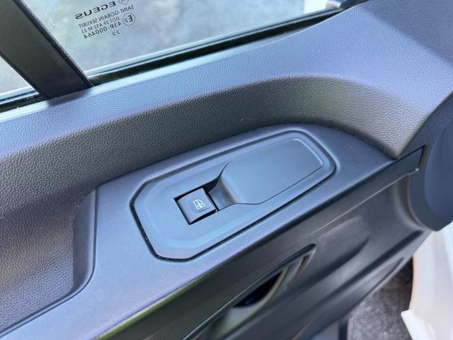 2022 Renault Trafic Ll30 Blue Dci 130 Business Van (NU22ZFD) Image 40