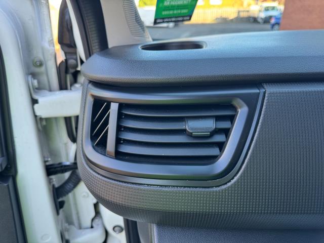 2022 Renault Trafic Ll30 Blue Dci 130 Business Van (NU22ZFD) Image 43