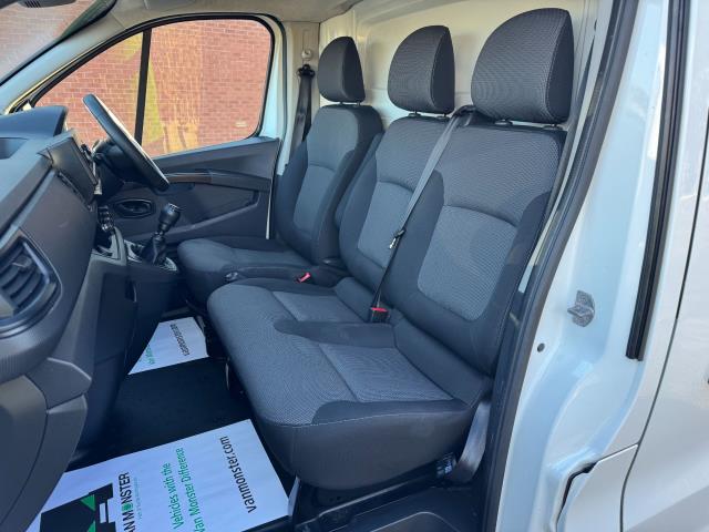 2022 Renault Trafic Ll30 Blue Dci 130 Business Van (NU22ZFD) Image 37