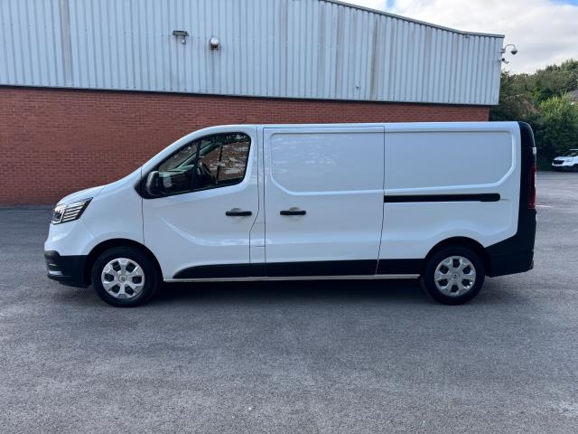 2022 Renault Trafic Ll30 Blue Dci 130 Business Van (NU22ZXT) Image 6