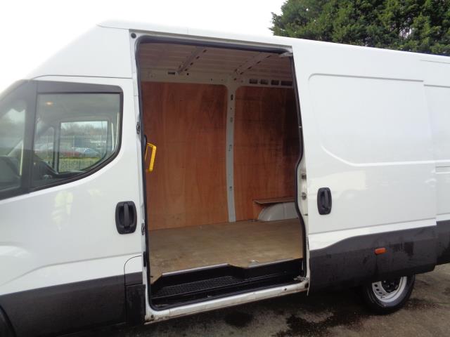 2023 Iveco Daily 35S14 2.3 High Roof Business Van 3520L Wb (NU23ZPZ) Image 15