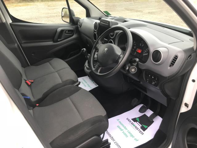 2017 Peugeot Partner 850 1.6 Bluehdi 100 Professional Van [Non Ss] EURO 6 (NU67AYN) Image 23
