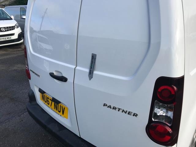 2017 Peugeot Partner 850 1.6 Bluehdi 100 Professional Van [Non Ss] EURO 6 (NU67NUV) Image 46