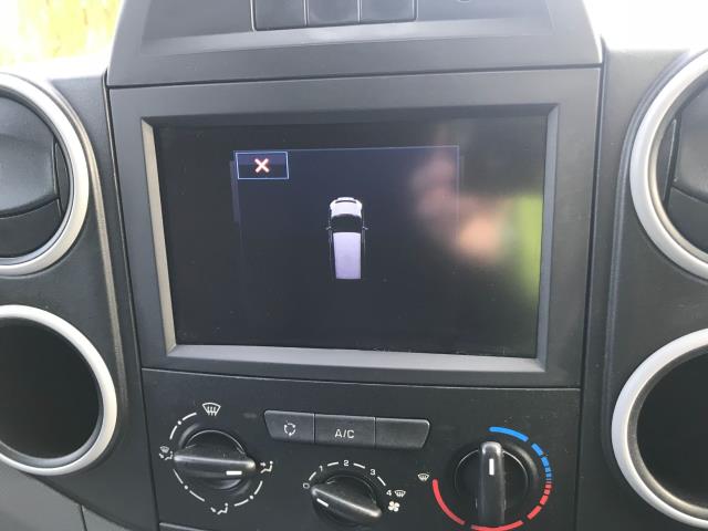 2017 Peugeot Partner 850 1.6 Bluehdi 100 Professional Van [Non Ss] EURO 6 (NU67NUV) Image 28