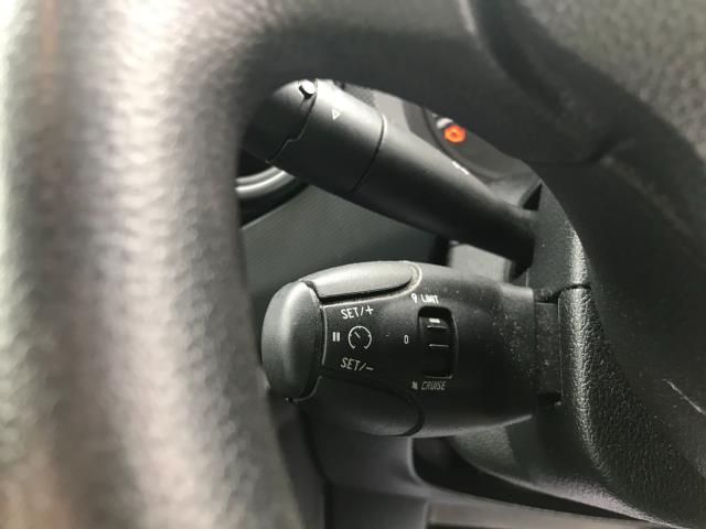 2017 Peugeot Partner L1 850 1.6 BLUEHDI 100 PROFESSIONAL (NON S/S)EURO 6 (NU67SPX) Image 27