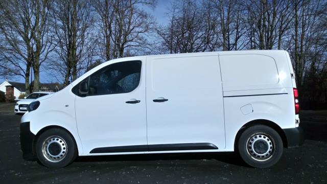 2018 Peugeot Expert 1000 1.6 Bluehdi 95 Professional Van (NU68CMV) Image 7