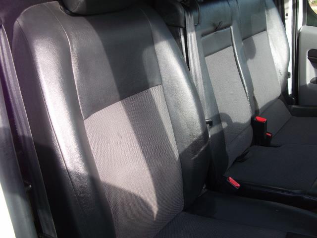 2018 Peugeot Expert 1000 1.6 Bluehdi 95 Professional Van EURO 6 (NU68GWE) Image 14