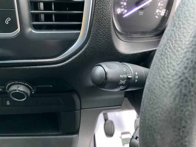 2018 Peugeot Expert 1000 1.6 Bluehdi 95 Professional Van (NU68OGW) Image 33