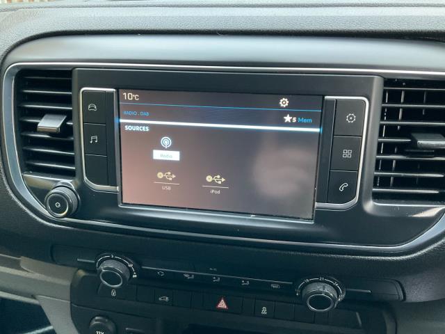 2018 Peugeot Expert 1000 1.6 Bluehdi 95 Professional Van (NU68OGW) Image 25