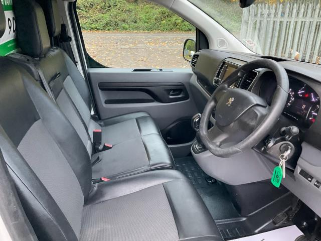 2018 Peugeot Expert 1000 1.6 Bluehdi 95 Professional Van (NU68OGW) Image 20