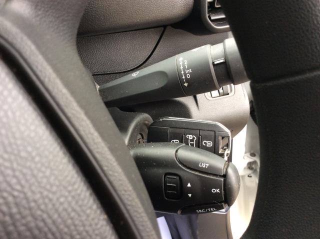 2019 Peugeot Partner 1000 1.5 Bluehdi 100 Professional Van (NU69EYH) Image 27