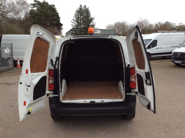 2019 Peugeot Partner 1000 1.5 Bluehdi 100 Professional Van (NU69EYH) Image 12