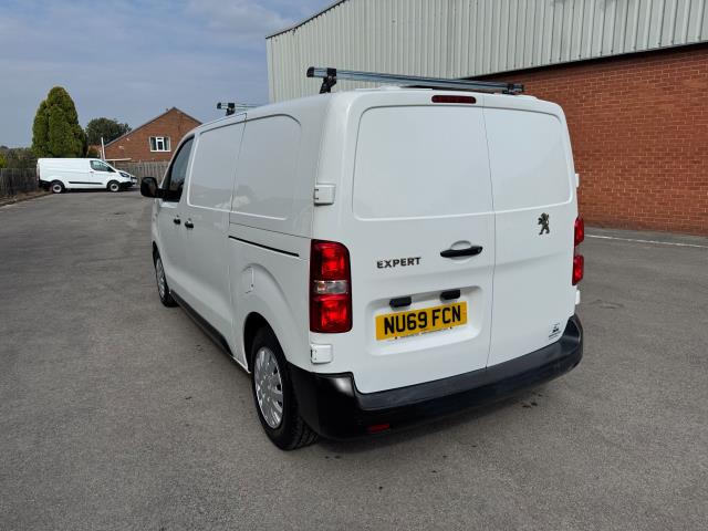 2019 Peugeot Expert L1 1000 1.5BLUE HDI 100PS PROFESSIONAL EURO 6 (NU69FCN) Image 7