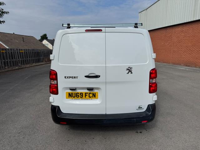 2019 Peugeot Expert L1 1000 1.5BLUE HDI 100PS PROFESSIONAL EURO 6 (NU69FCN) Image 8