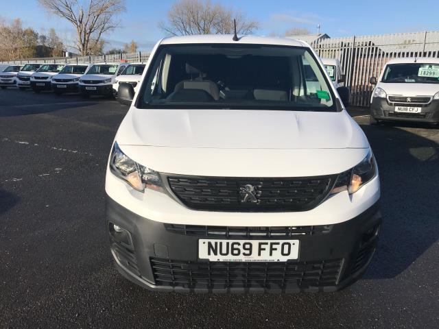2019 Peugeot Partner 1000 1.5BLUE HDI 100PS PROFESSIONAL EURO 6 (NU69FFO) Image 17