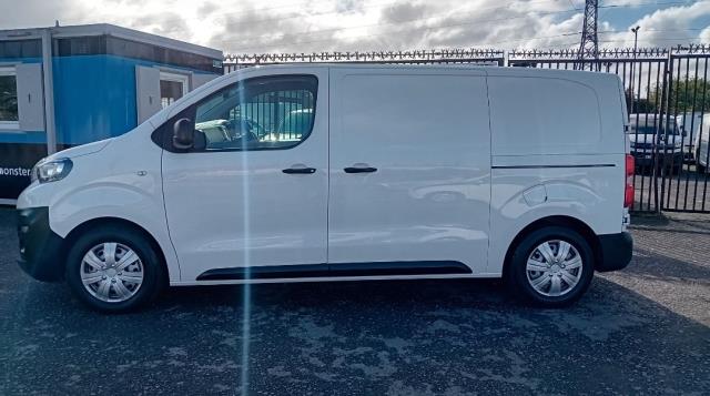 2020 Peugeot Expert 1000 1.5 Bluehdi 100 Professional Van (NU69GHB) Image 5