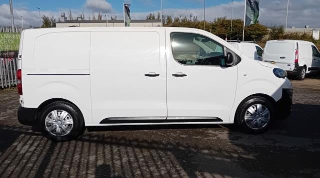 2020 Peugeot Expert 1000 1.5 Bluehdi 100 Professional Van (NU69GHB) Image 14