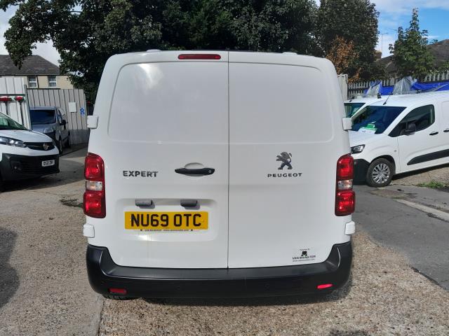 2019 Peugeot Expert 1000 1.5 Bluehdi 100 Professional Van (NU69OTC) Image 7