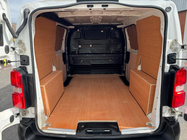 2019 Peugeot Expert 1000 1.5 Bluehdi 100 Professional Van Euro 6 (NU69OZC) Image 44