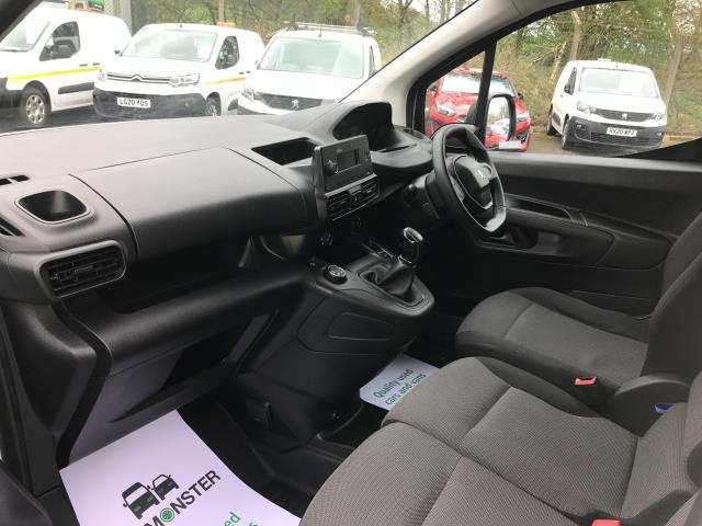 2019 Peugeot Partner 1000 1.5 BLUWHDI 100 GRIP EURO 6 VAN (NU69PZA) Image 16