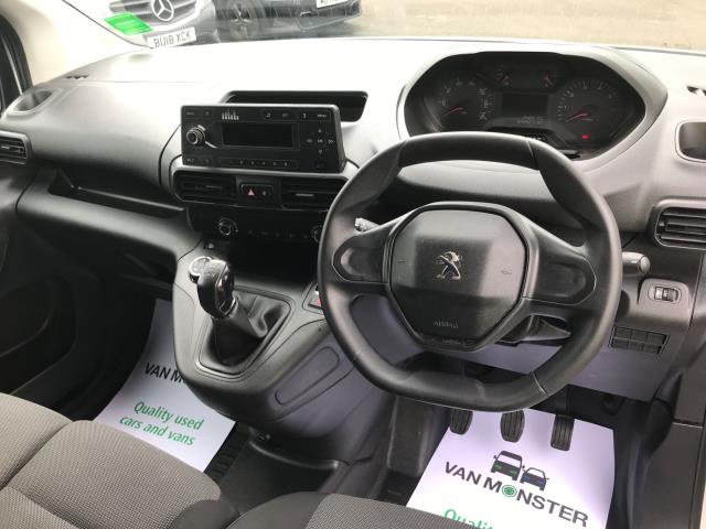 2019 Peugeot Partner 1000 1.5 BLUWHDI 100 GRIP EURO 6 VAN (NU69PZA) Image 18