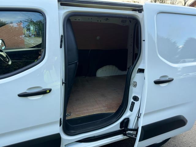 2019 Peugeot Partner 1000 1.5 Bluehdi 100 Professional Van (70MPH SPEED RESTRICTED) (NU69PZZ) Image 33