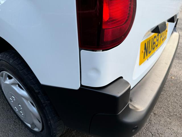 2019 Peugeot Partner 1000 1.5 Bluehdi 100 Professional Van (70MPH SPEED RESTRICTED) (NU69PZZ) Image 45