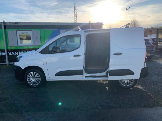 2019 Peugeot Partner 1000 1.5 Bluehdi 100 Professional Van (NU69RFF) Image 6