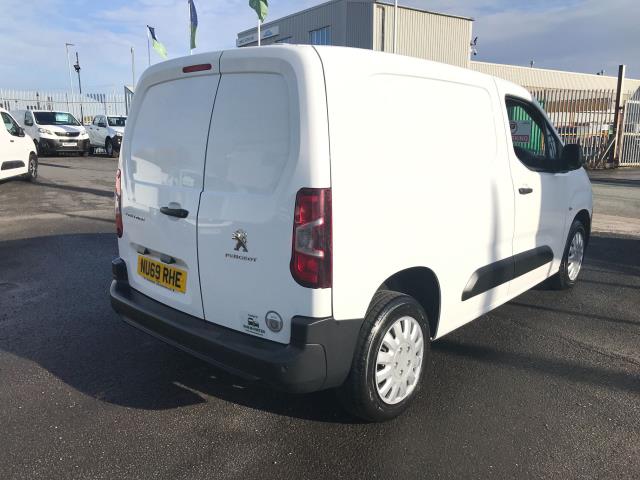 2019 Peugeot Partner L1 1000 1.5BLUE HDI 100PS PROFESSIONAL EURO 6 (NU69RHE) Image 4