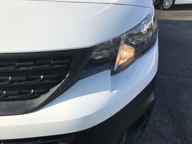 2019 Peugeot Partner L1 1000 1.5BLUE HDI 100PS PROFESSIONAL EURO 6 (NU69RHE) Image 40