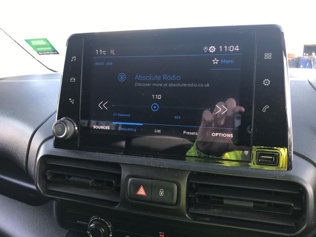 2019 Peugeot Partner L1 1000 1.5BLUE HDI 100PS PROFESSIONAL EURO 6 (NU69RHE) Image 14