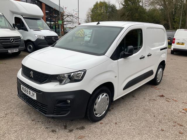 2019 Peugeot Partner 1000 1.5 Bluehdi 100 Professional Van (NU69RJY) Image 5