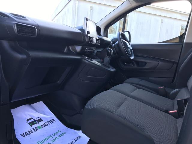 2020 Peugeot Partner 1000 1.5 Bluehdi 100 Professional Van (NU69RXF) Image 21