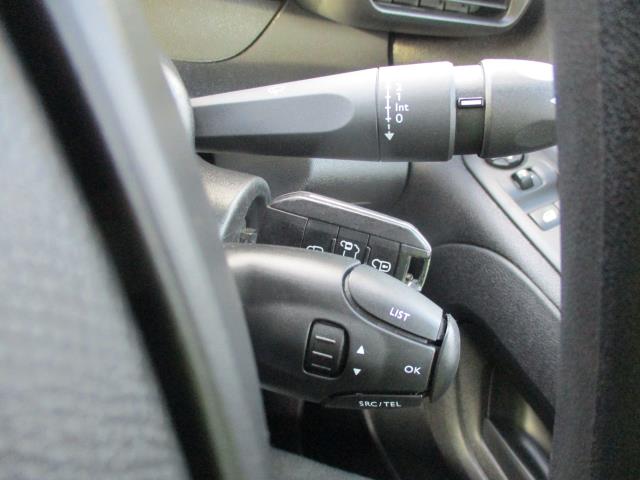 2019 Peugeot Partner 1000 1.5 Bluehdi 100 Professional Van (NU69RZD) Image 17