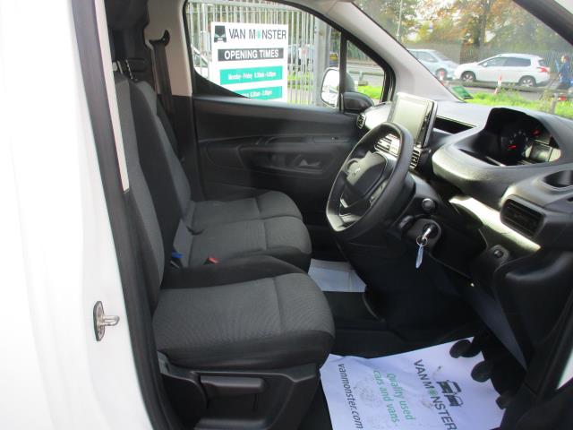 2019 Peugeot Partner 1000 1.5 Bluehdi 100 Professional Van (NU69RZD) Image 12