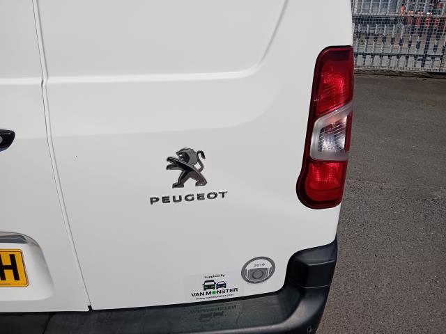2020 Peugeot Partner L1 1000 1.5BLUE HDI 100PS PROFESSIONAL EURO 6 (NU69UMH) Image 42