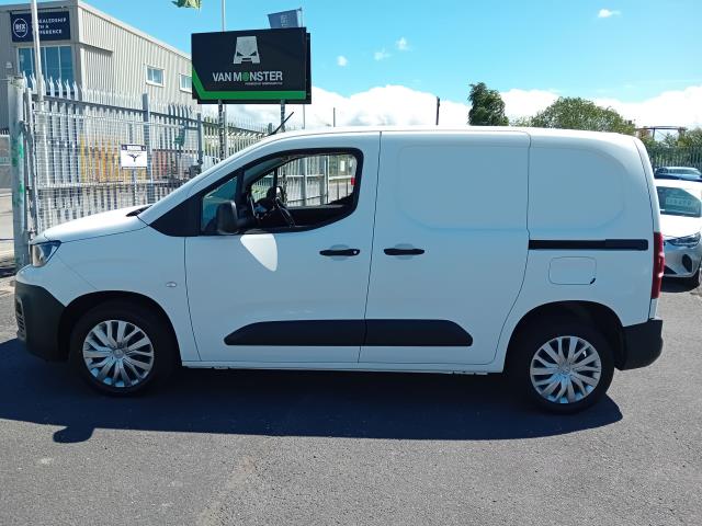 2020 Peugeot Partner L1 1000 1.5BLUE HDI 100PS PROFESSIONAL EURO 6 (NU69UMH) Image 9
