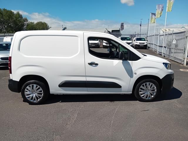 2020 Peugeot Partner L1 1000 1.5BLUE HDI 100PS PROFESSIONAL EURO 6 (NU69UMH) Image 6