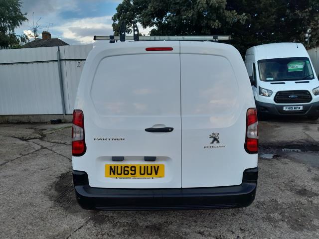 2019 Peugeot Partner 950 1.5 Bluehdi 100 L2 Professional Van (NU69UUV) Image 7