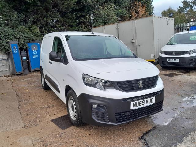 2019 Peugeot Partner 1000 1.5 Bluehdi 100 GRIP Van (NU69VUC) Image 2