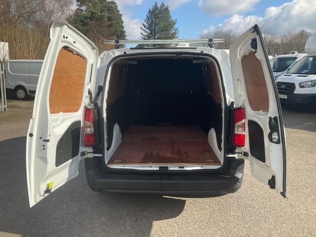 2019 Peugeot Partner 950 1.5 Bluehdi 100 Professional (LONG) Van (NU69WJO) Image 11