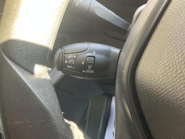 2019 Peugeot Partner 950 1.5 Bluehdi 100 Professional (LONG) Van (NU69WJO) Image 26