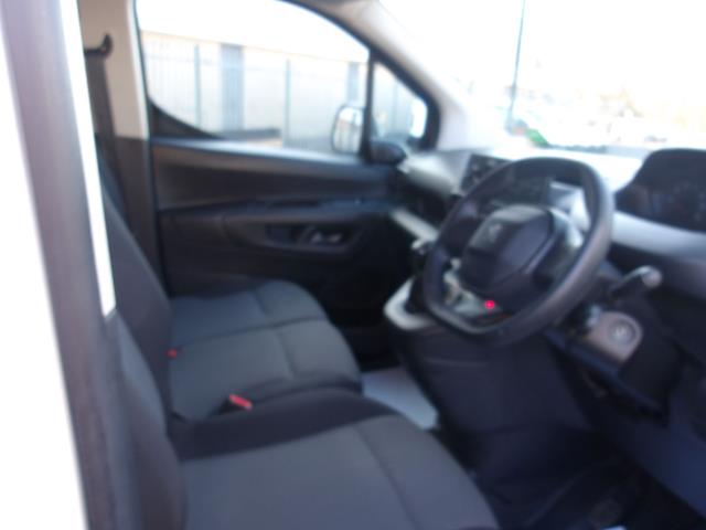 2019 Peugeot Partner 1000 1.5 Bluehdi 100 Grip Van (NU69WNR) Image 20