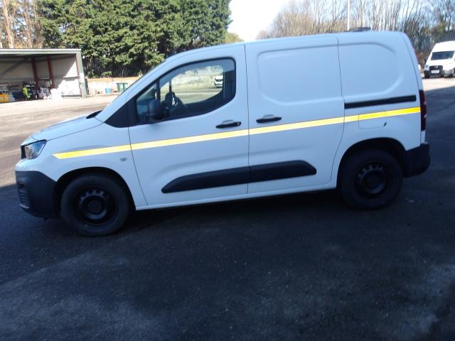 2019 Peugeot Partner 1000 1.5 Bluehdi 100 Grip Van (NU69WNR) Image 4