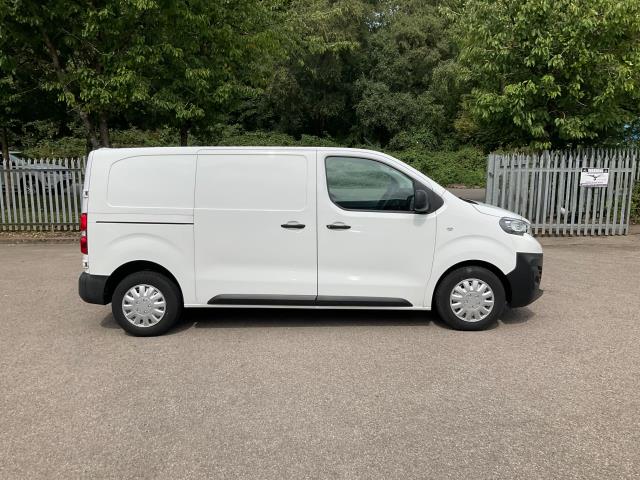2020 Peugeot Expert 1400 2.0 Bluehdi 120 Professional Van (NU70BDX) Image 15